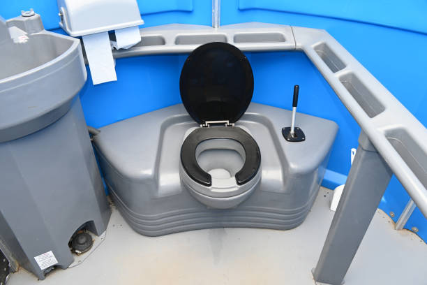 Best Construction site porta potty rental  in Hill City, KS